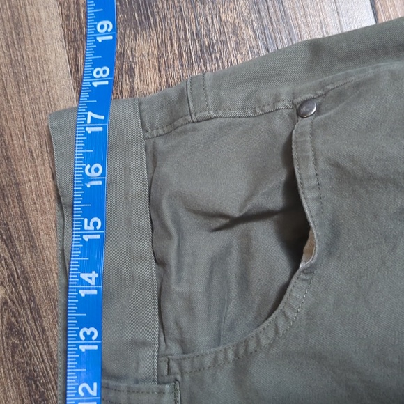 Williams & Kent 5-Pocket Flat Front Straight Leg Chino Pant Olive Green 36x30 - Picture 8 of 9